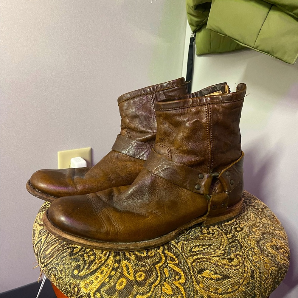 Frye boots - Italian leather - slightly used